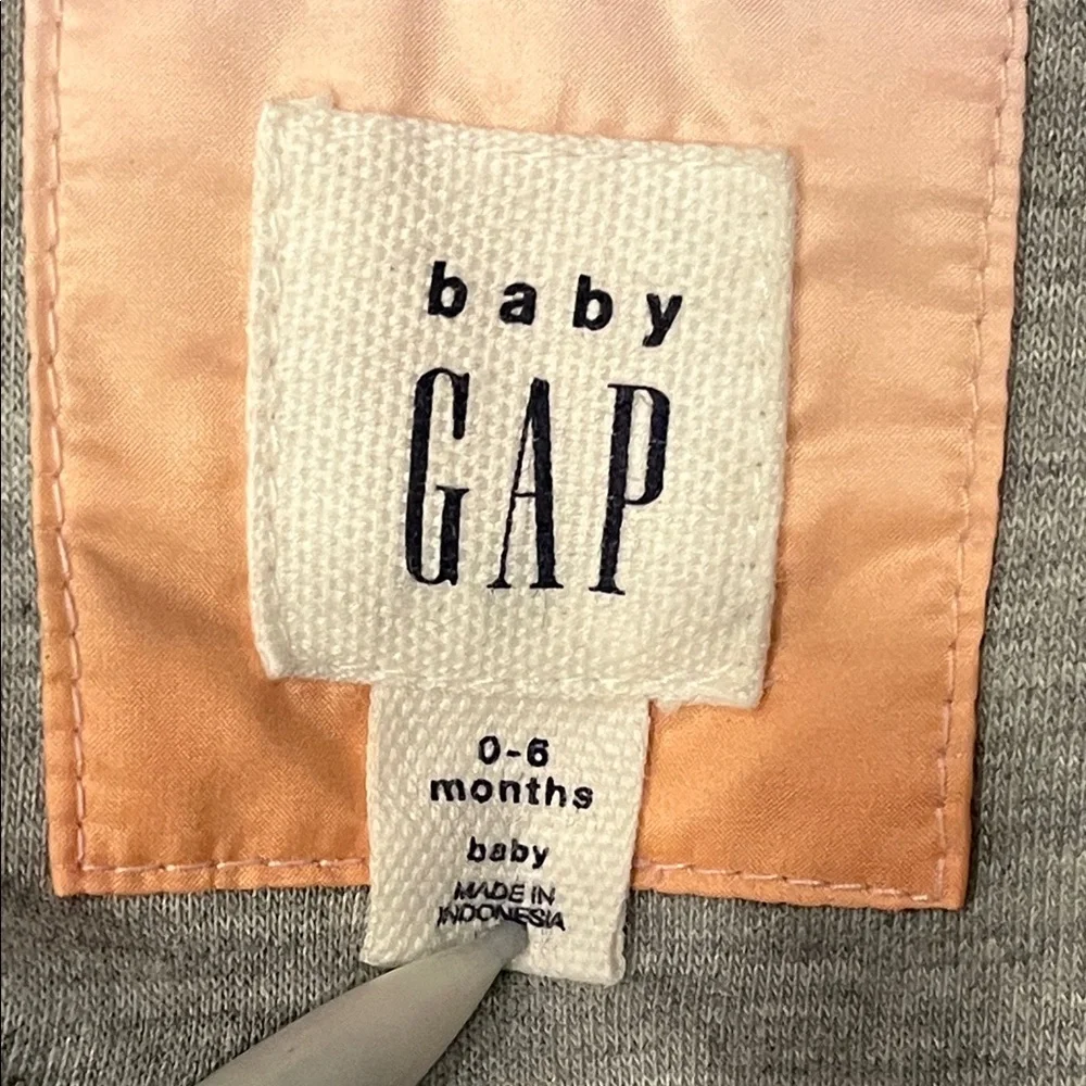 Baby Gap Rainbow Baby Puffer Jacket‎ with Ears Size 0-6 months